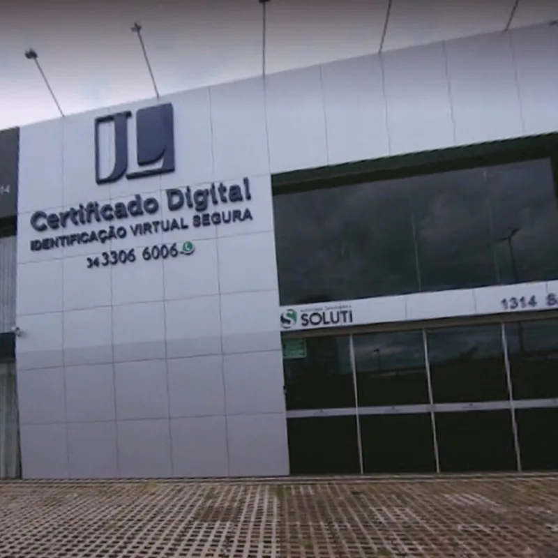 Fachada da loja matriz da JL Certificado Digital, em Uberlândia (MG)